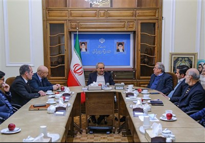 سرمست: اختیارات استانداران بازنگری میشود