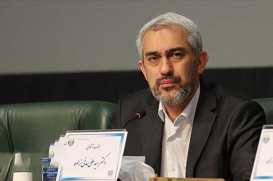 سید علی مدنیزاده به عنوان وزیر پیشنهادی اقتصاد به مجلس معرفی شد