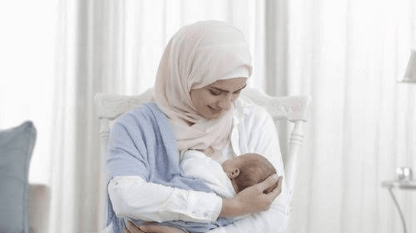 چرا شیر مادر همچنان بیرقیب است؟